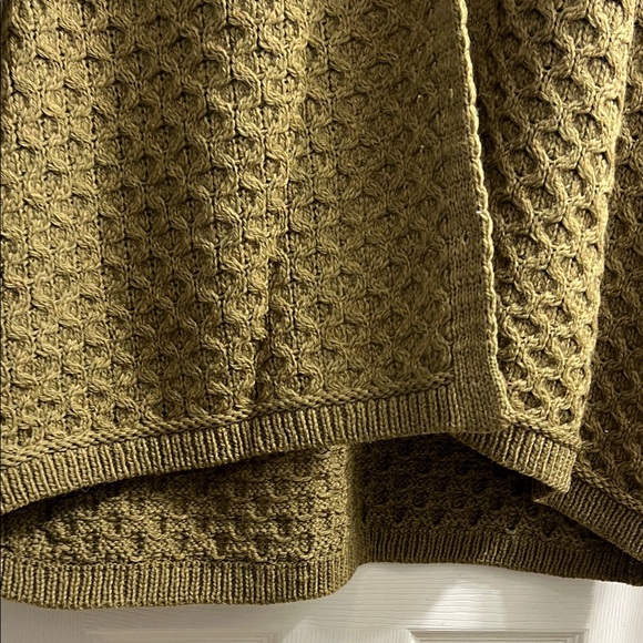 Aran Crafts Olive Wool Sweater Size Large - Picture 6 of 12